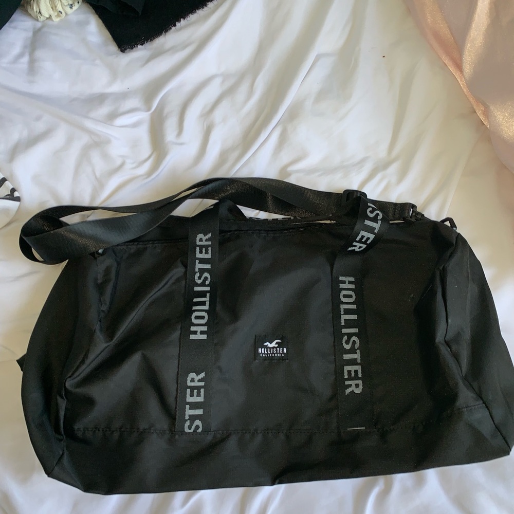 HOLLISTER CA large duffle